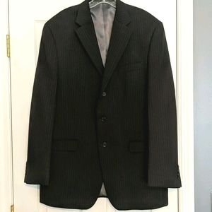 Chaps, men's wool suit, 42L.   33x32